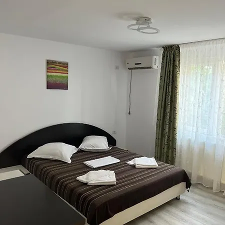 Vila Iris Mamaia Nord-3